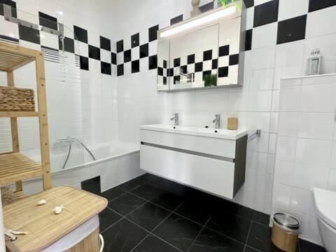 Designer Apartments, 2 Min To U1 Reumannplatz Vienna Exterior photo